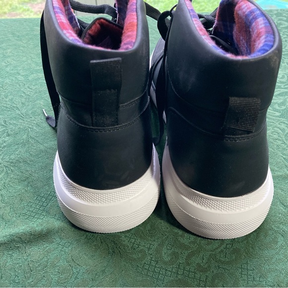 STEVE MADDEN BLACK HIGH TOPS MENS SIZE 10 - Picture 7 of 8